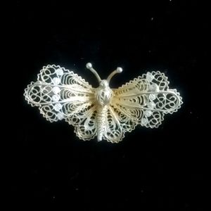 800 Silver butterfly brooch